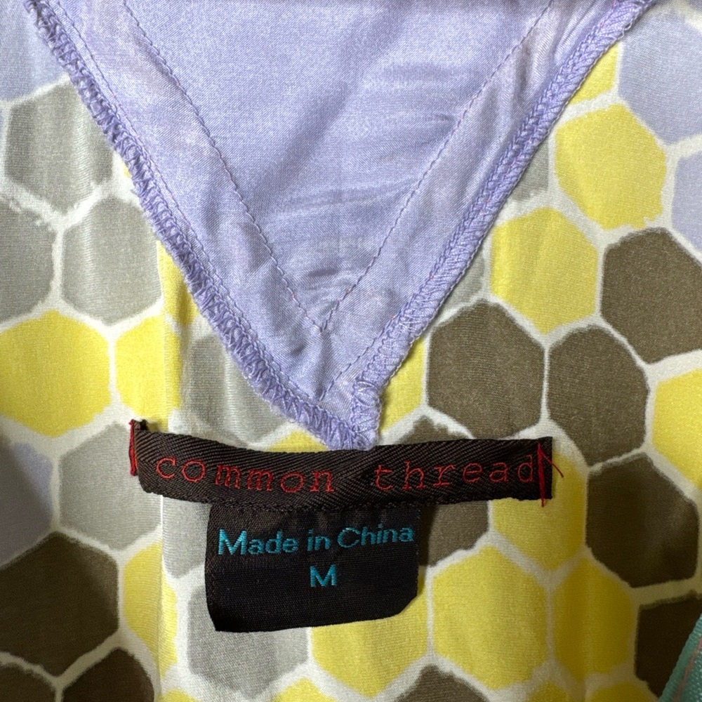 A common thread size medium retro Geometric Pattern Dress - Picture 4 of 9